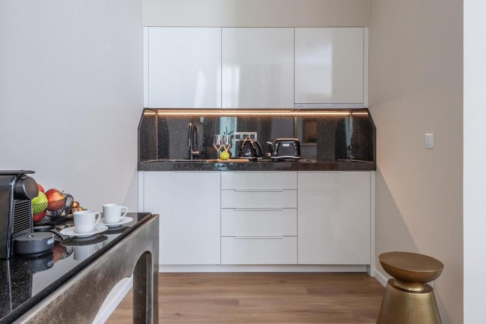 פודבראדי Pappas Hotel&Studio מראה חיצוני תמונה