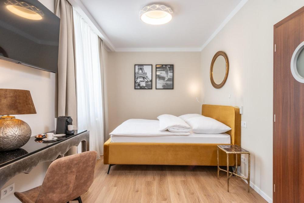 פודבראדי Pappas Hotel&Studio מראה חיצוני תמונה